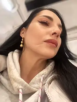 Roxana-Sexy online show from March 2025 05:42:01 AM