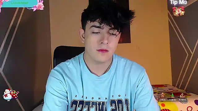 Snapshot of nolan_twink1 chatting on December 2024 05:37:01 PM nolan twink1 online show from December 2024 05:37:01 PM