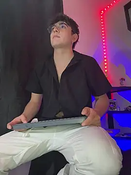 Snapshot of nolan_twink1 chatting on January 2026 05:27:01 PM nolan twink1 online show from January 2026 05:27:01 PM