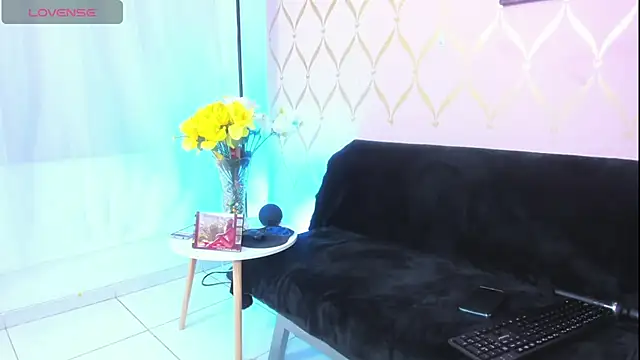 ladylians online show from January 2025 07:46:01 PM