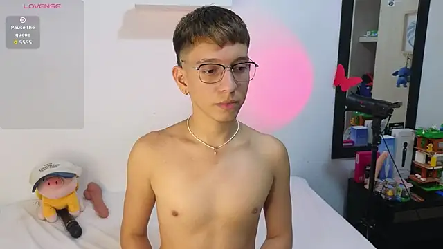 Snapshot of milky__boy_ chatting on June 2026 02:12:01 AM milky boy online show from June 2026 02:12:01 AM