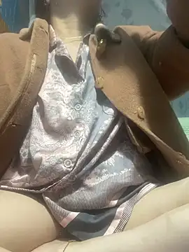 Snapshot of Cesywet chatting on February 2025 12:03:01 AM Cesywet online show from February 2025 12:03:01 AM