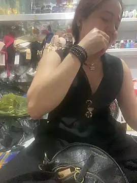 Snapshot of Cesywet chatting on March 2025 10:11:02 AM Cesywet online show from March 2025 10:11:02 AM