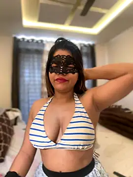 Hotty-Sana online show from November 2025 04:47:01 AM