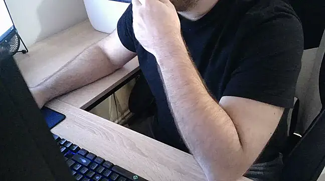 Snapshot of zebymasry chatting on January 2025 08:22:01 PM zebymasry online show from January 2025 08:22:01 PM