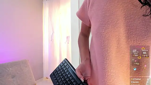 candyy bella online show from January 2025 10:19:01 PM