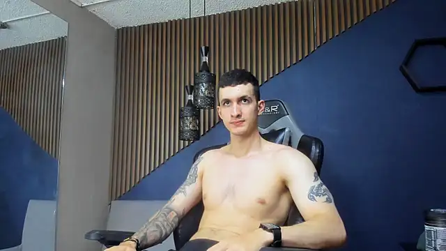 JacksonOlsenn online show from February 2025 06:26:02 PM