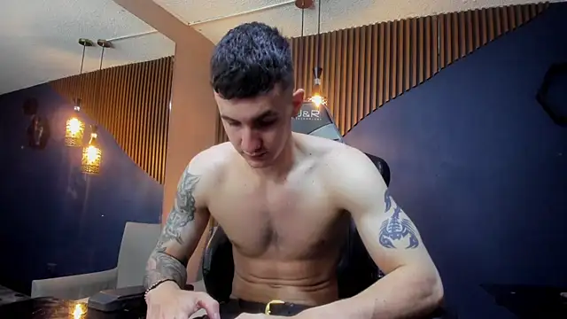 JacksonOlsenn online show from March 2025 03:07:02 PM