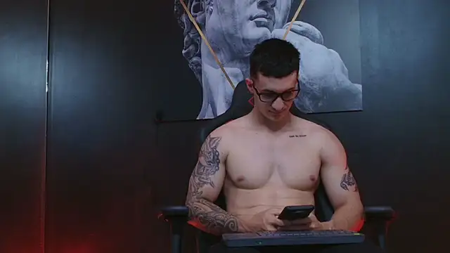 JacksonOlsenn online show from September 2025 08:19:01 PM