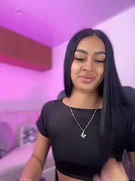 maddy bronw  online show from January 2025 06:46:01 PM