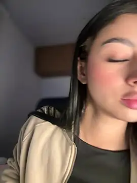 maddy bronw  online show from March 2025 12:26:01 AM