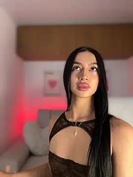 maddy bronw  online show from October 2025 10:22:02 PM