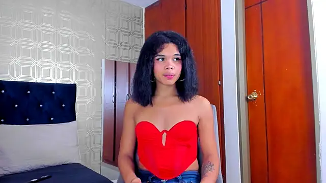 Snapshot of evelyn_wine chatting on March 2025 02:51:02 PM evelyn wine online show from March 2025 02:51:02 PM