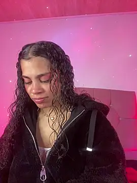 NINA 18 YEARS online show from December 2025 11:00:01 PM