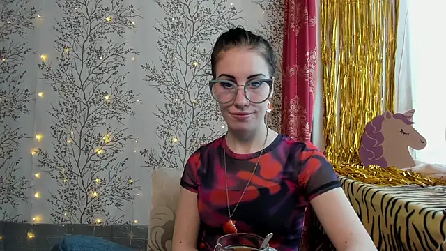 Snapshot of Mary0Lou chatting on January 2025 08:25:01 AM Mary0Lou online show from January 2025 08:25:01 AM