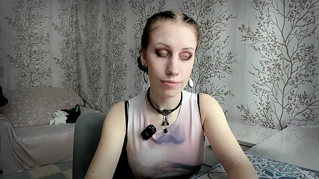 Snapshot of Mary0Lou chatting on February 2026 07:35:02 AM Mary0Lou online show from February 2026 07:35:02 AM