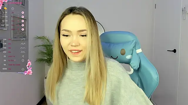 Snapshot of Evia_r0se chatting on December 2024 02:20:02 AM Evia r0se online show from December 2024 02:20:02 AM