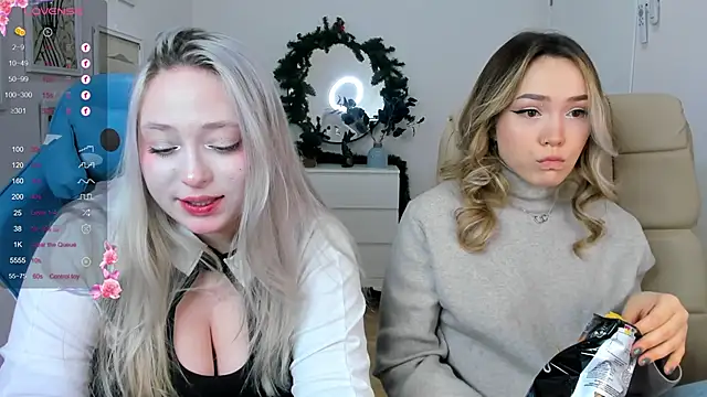 Snapshot of Evia_r0se chatting on December 2024 12:50:02 PM Evia r0se online show from December 2024 12:50:02 PM