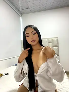 SOPHIACANDY19  online show from November 2025 10:32:01 PM