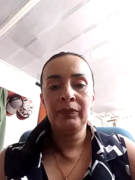 Samantha Sullivan  online show from September 2025 04:17:01 PM