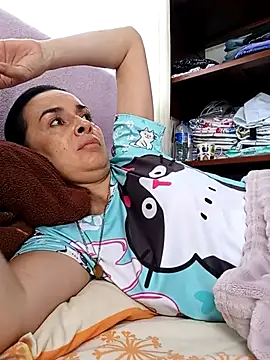 Samantha Sullivan  online show from October 2025 12:12:02 PM