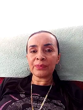 Samantha Sullivan  online show from October 2025 03:56:02 PM