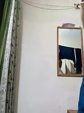 Snapshot of Wild-Honey chatting on March 2025 02:10:02 PM Wild-Honey online show from March 2025 02:10:02 PM
