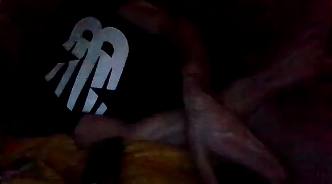 Vicktore007 online show from December 2024 11:37:02 PM