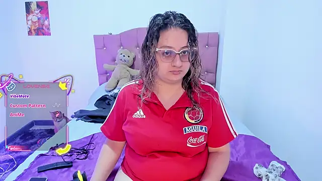 AnnieBigBoobs online show from December 2025 09:33:01 PM