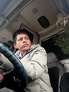 alexchir4 online show from September 2025 12:39:01 PM