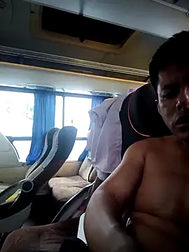 alexchir4 online show from April 2026 09:31:02 PM