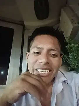 Snapshot of alexchir4 chatting on June 2026 01:03:01 AM alexchir4 online show from June 2026 01:03:01 AM