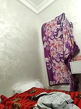 MorrocanMan39 online show from September 2025 08:52:01 PM