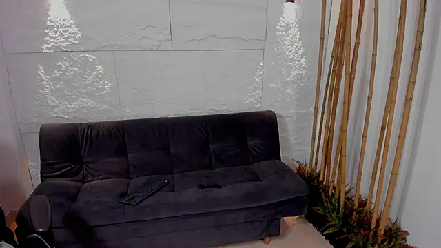 Snapshot of _dreammr1_ chatting on February 2025 06:05:01 PM dreammr1 online show from February 2025 06:05:01 PM