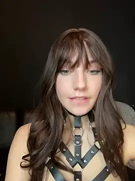 Sofia Poly online show from February 2025 07:37:02 PM