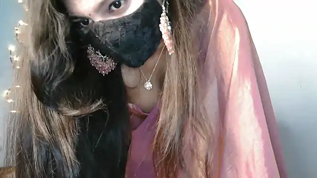 Reena Singh53 online show from November 2025 12:04:01 PM