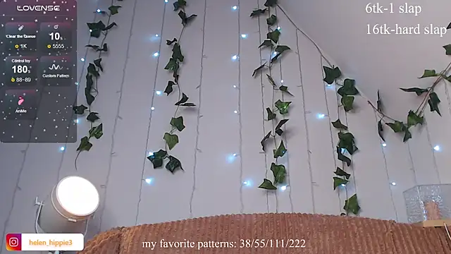 FoxRineHelen online show from October 2025 02:51:02 PM