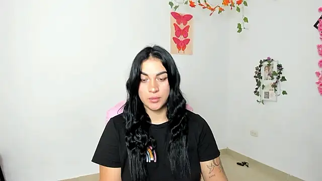 Emic  online show from January 2026 03:58:01 PM