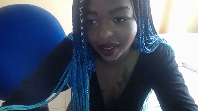  Zooee online show from February 2025 01:44:01 PM