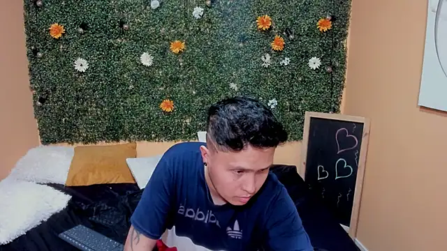 Lia Jefferson online show from December 2024 11:54:02 AM