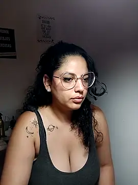 babyluna939 online show from February 2026 12:30:02 PM