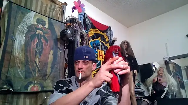 Snapshot of slinginbigD chatting on February 2026 11:01:02 PM slinginbigD online show from February 2026 11:01:02 PM