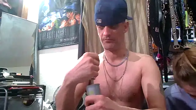 Snapshot of slinginbigD chatting on February 2026 09:08:02 AM slinginbigD online show from February 2026 09:08:02 AM