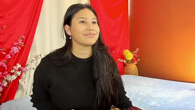 Little Ivy online show from November 2025 01:01:02 PM