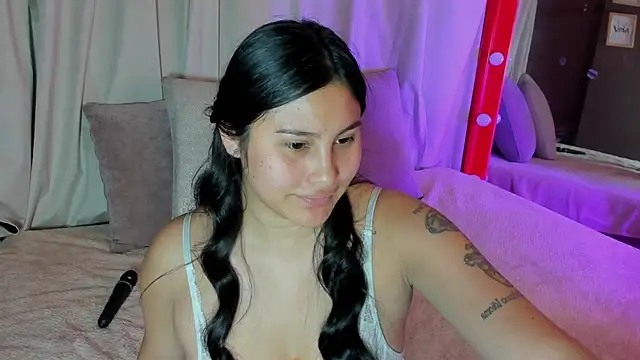 Little Ivy online show from February 2026 05:19:02 PM