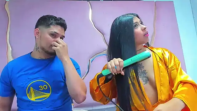 Snapshot of MelissaAndZeuss chatting on January 2025 09:06:01 AM MelissaAndZeuss online show from January 2025 09:06:01 AM