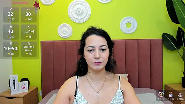 Linda Insatiable online show from February 2026 01:26:02 AM