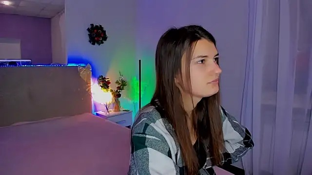 Laura Leee online show from January 2026 05:56:01 AM