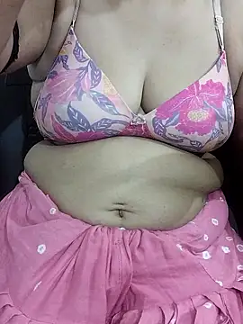 Snapshot of Urmila_bhabhii chatting on May 2026 02:44:02 PM Urmila bhabhii online show from May 2026 02:44:02 PM