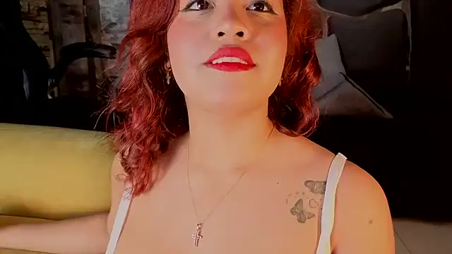 Estrella05  online show from October 2025 04:53:01 AM